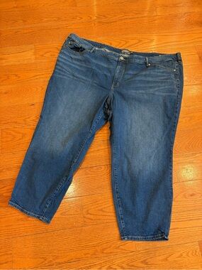 Torrid Medium Wash Cropped Jeans Plus Size 30R Stretch Denim Capri Jeans